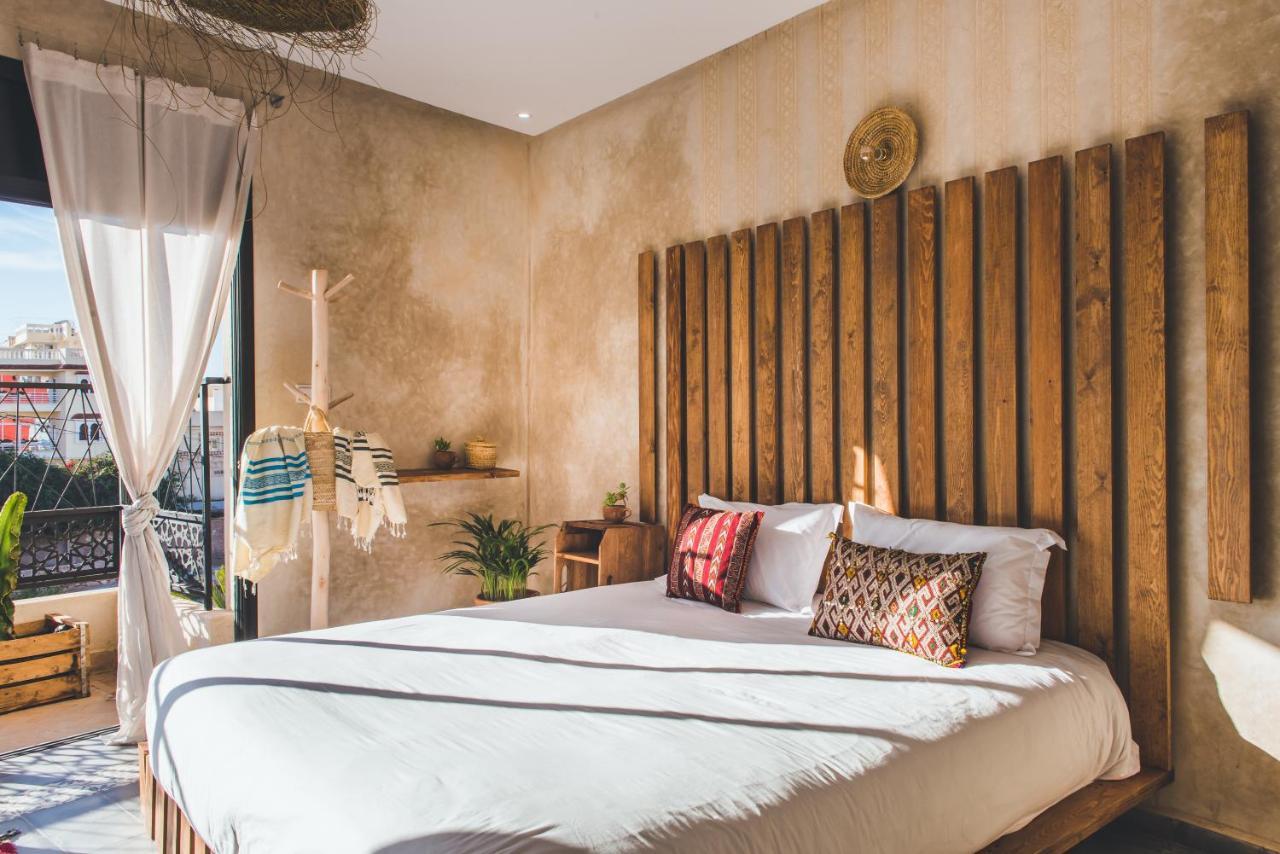 The Yogi Surfer Hotel Тагазут Екстериор снимка