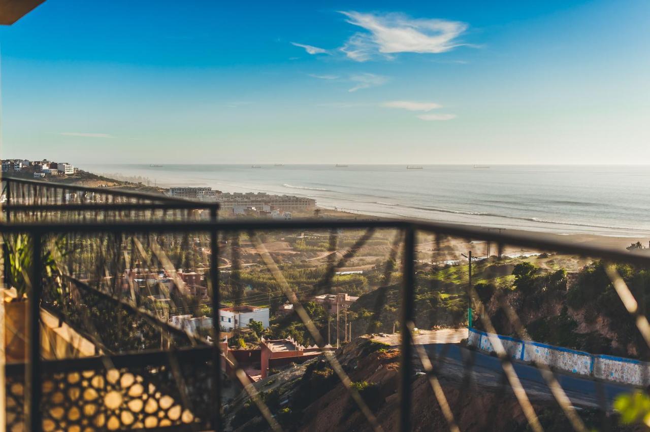 The Yogi Surfer Hotel Тагазут Екстериор снимка