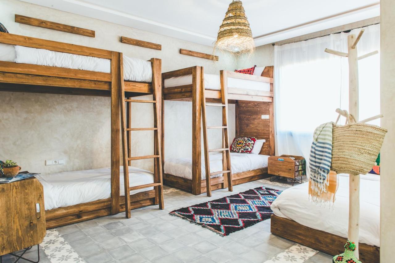 The Yogi Surfer Hotel Тагазут Екстериор снимка